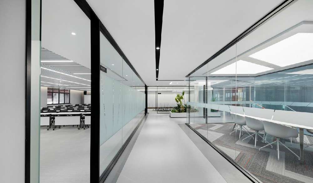 辦公室裝修需要處理好辦公空間的秘密與公共空間的關系 辦公室裝修需要處理好辦公空間的秘密與公共空間的關系