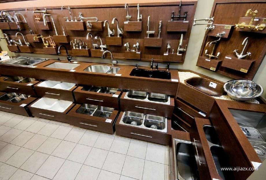 鄭州五金店裝修設(shè)計費用多少錢一平米 鄭州五金店裝修設(shè)計費用多少錢一平米